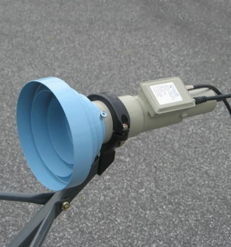 C band LNB and scalar ring Used on KU band plate antenna to receive C band signals Receive two frequencies at the same time
C band LNB and scalar ring Used on KU band plate antenna to receive C band signals Receive two frequencies at the same time