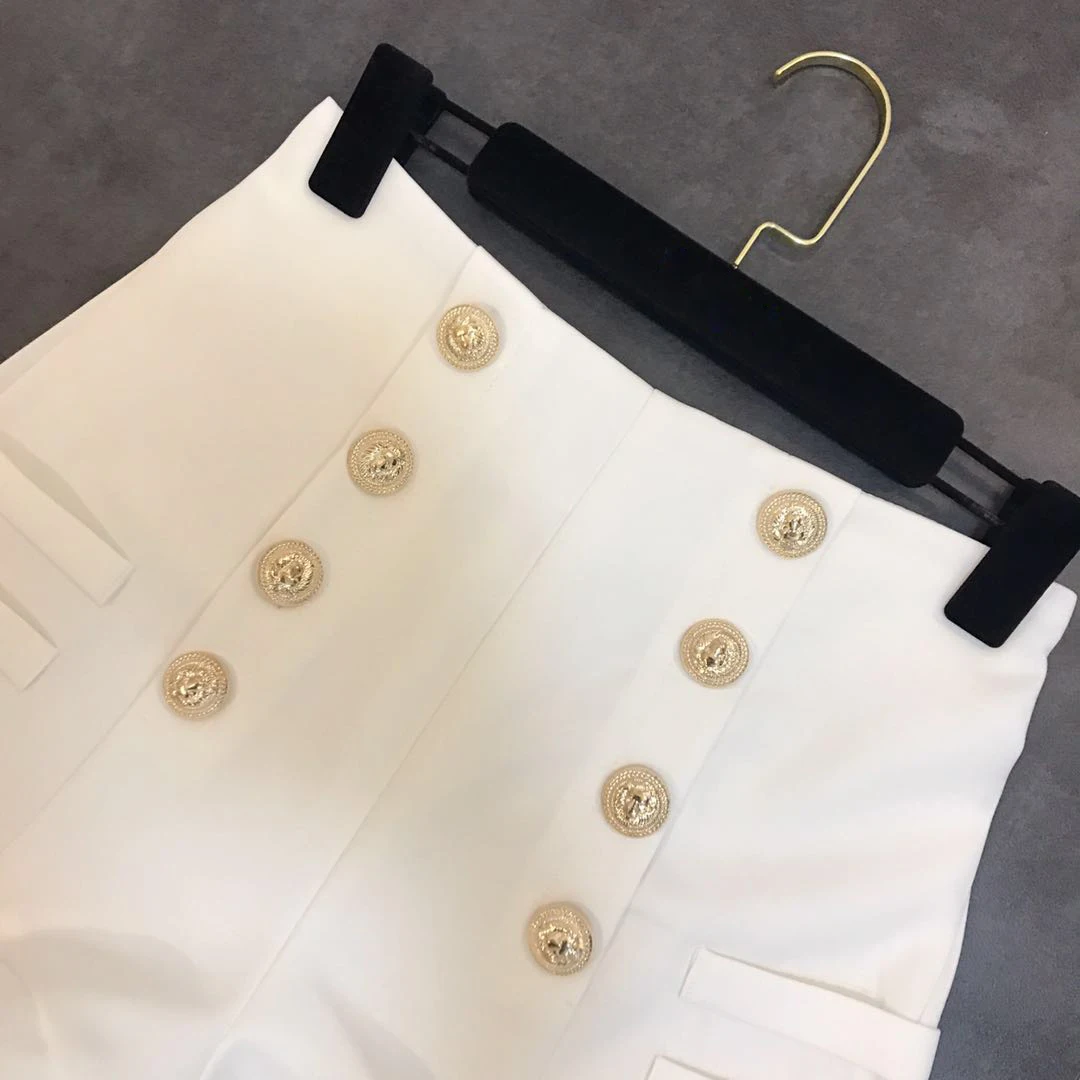 Black White Shorts Women Double-breasted Casual High Waist A-Line Wide Leg Black Shorts Female Autumn
Black White Shorts Women Double-breasted Casual High Waist A-Line Wide Leg Black Shorts Female Autumn