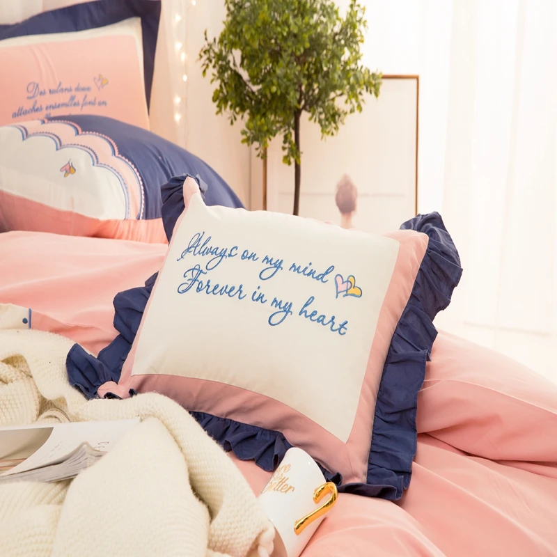 Pink luxury Embroidery bedding set queen/king size stain lace bed set 4/7pcs egyptian cotton duvet cover bed sheet sets
Pink luxury Embroidery bedding set queen/king size stain lace bed set 4/7pcs egyptian cotton duvet cover bed sheet sets