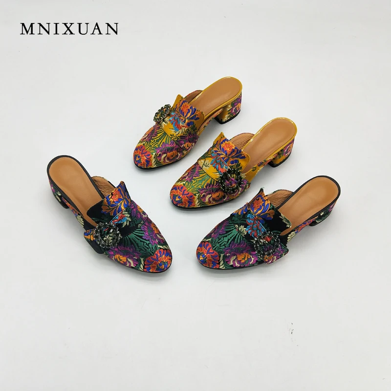 MNIXUAN/женские шлепанцы Летние босоножки Новинка 2018 года мюли из натуральной кожи с