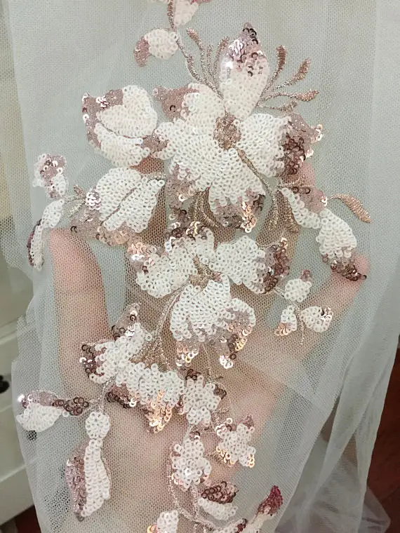 8 pieces Pink Sequin Lace Applique for Wedding, Gowns, Bridal Accessory , Ballet, Dance Costumes
8 pieces Pink Sequin Lace Applique for Wedding, Gowns, Bridal Accessory , Ballet, Dance Costumes
