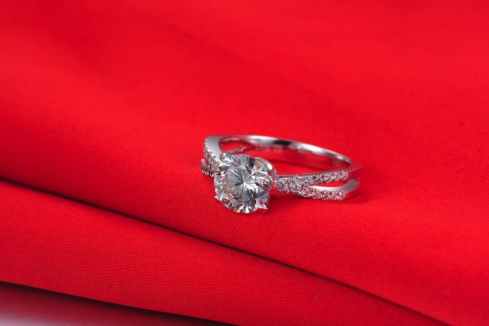 New Arrival Sparking 1.5Ct Moissanite Diamond Ring Twist Arm Tested Positive Solid 14K White Gold Jewelry Engagement Gold Ring
New Arrival Sparking 1.5Ct Moissanite Diamond Ring Twist Arm Tested Positive Solid 14K White Gold Jewelry Engagement Gold Ring