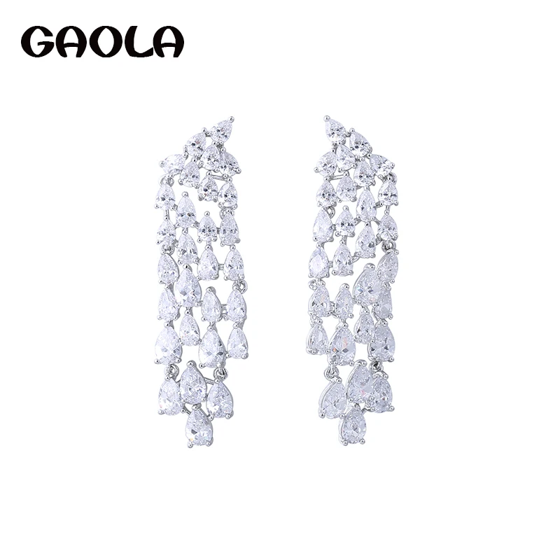 GAOLA Women Fashion White Micro Pave Setting Dangle Earring Cubic Zirconia Earrings GLE6602
GAOLA Women Fashion White Micro Pave Setting Dangle Earring Cubic Zirconia Earrings GLE6602