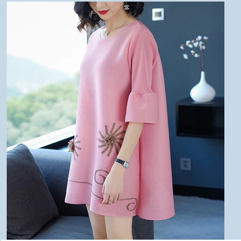 Changpleat 2018 summer loose women T-shirt Miyak Pleated O-neck Large Size Solid Flare Sleeve Female T-shirts Fashion Tide T5869 | Женская