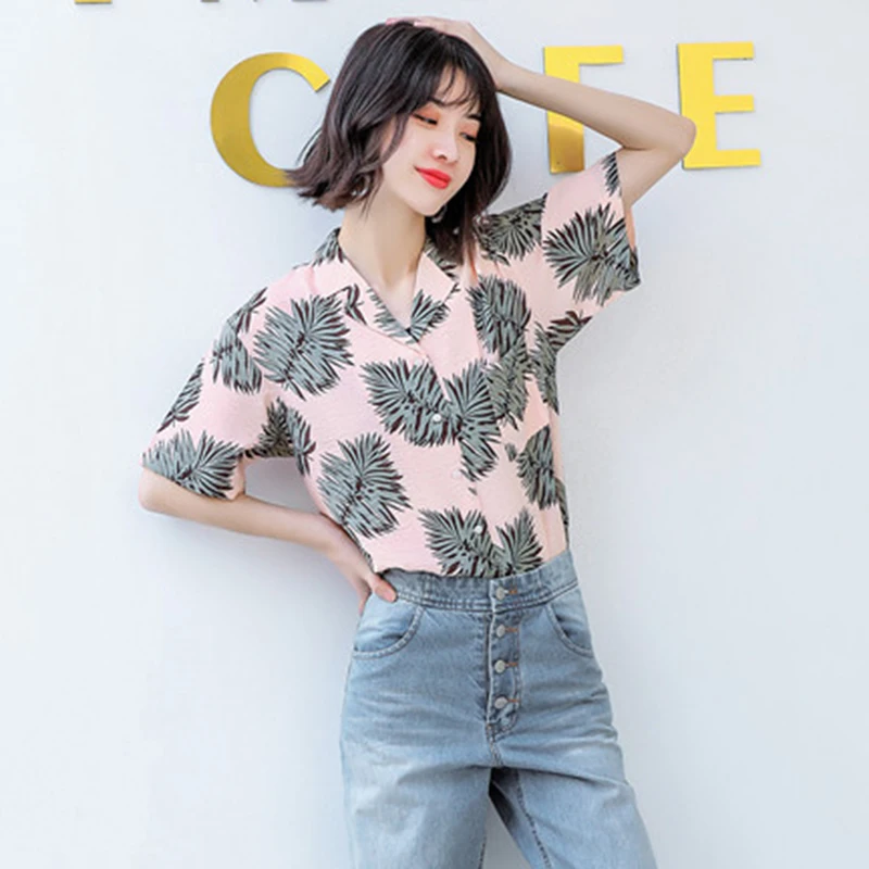 New Fashion Print Blouses For Women Summer 2018 Short Sleeve Turn-down Collar Loose Casual Shirts Female Pink Tops
New Fashion Print Blouses For Women Summer 2018 Short Sleeve Turn-down Collar Loose Casual Shirts Female Pink Tops
