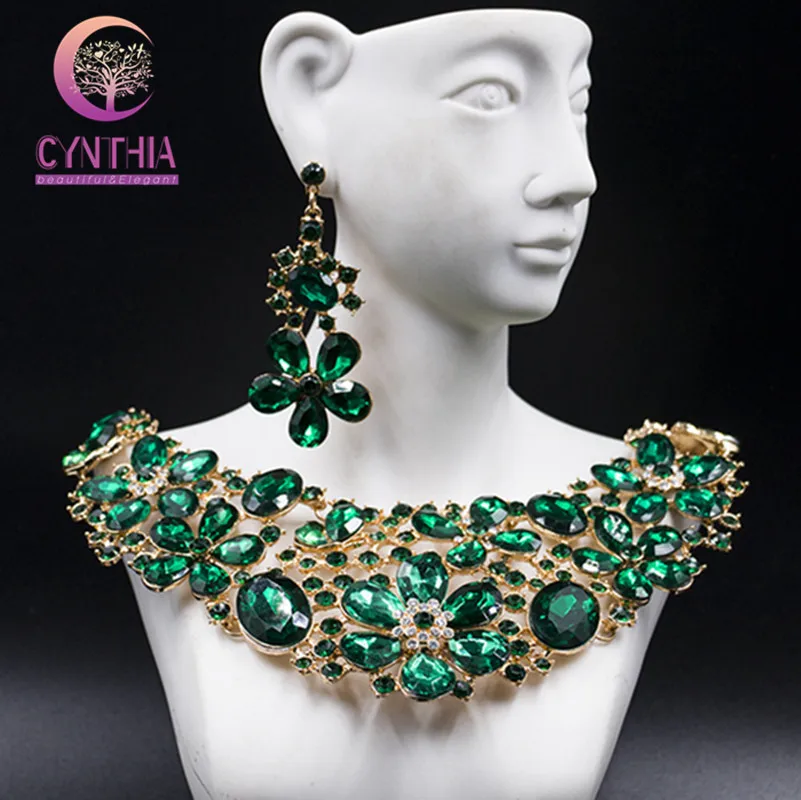 Fashion new arrival jewelry set Austrian crystal necklace and earrings for wedding six colors Luxury gold color Rhinestone
Fashion new arrival jewelry set Austrian crystal necklace and earrings for wedding six colors Luxury gold color Rhinestone