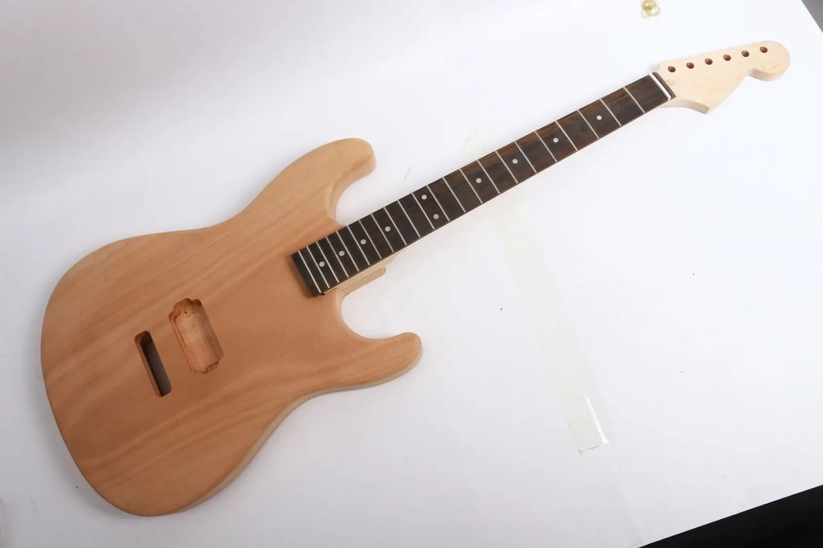 One set Electric Guitar Kit Unfinished For Electric Guitar Neck Body replacement
One set Electric Guitar Kit Unfinished For Electric Guitar Neck Body replacement