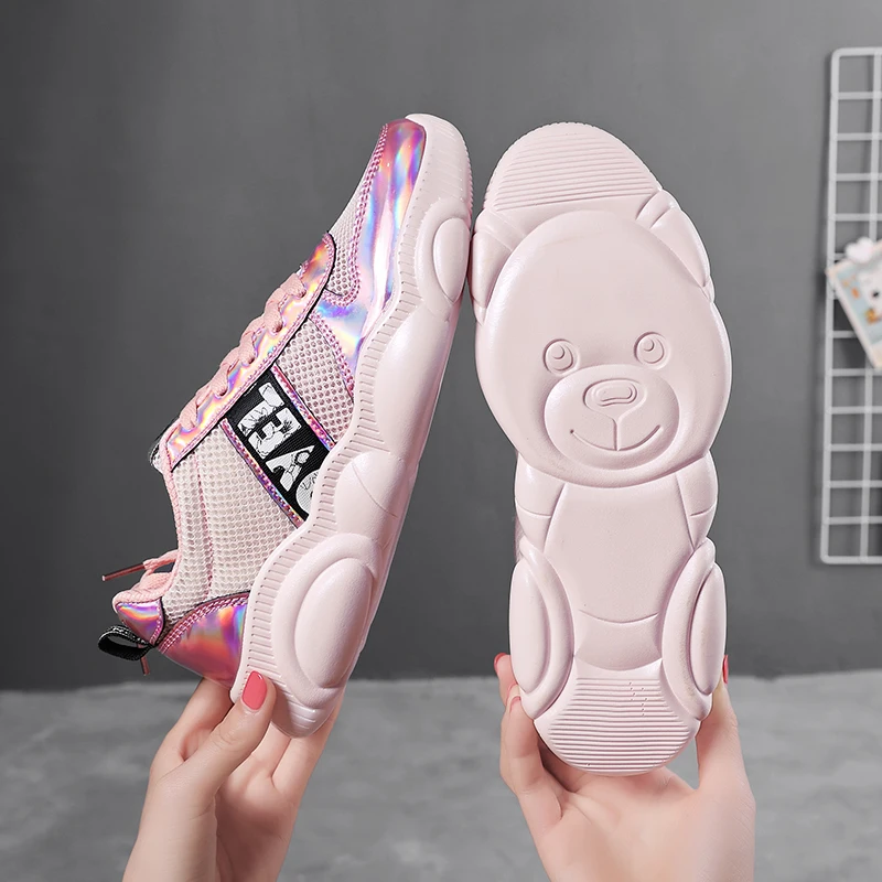 Summer Mesh Women Running Shoes Breathable Cute Bear Girls Soft Jogging Sports Designer Training Sequin Sneakers Plus Size 35-41
Summer Mesh Women Running Shoes Breathable Cute Bear Girls Soft Jogging Sports Designer Training Sequin Sneakers Plus Size 35-41