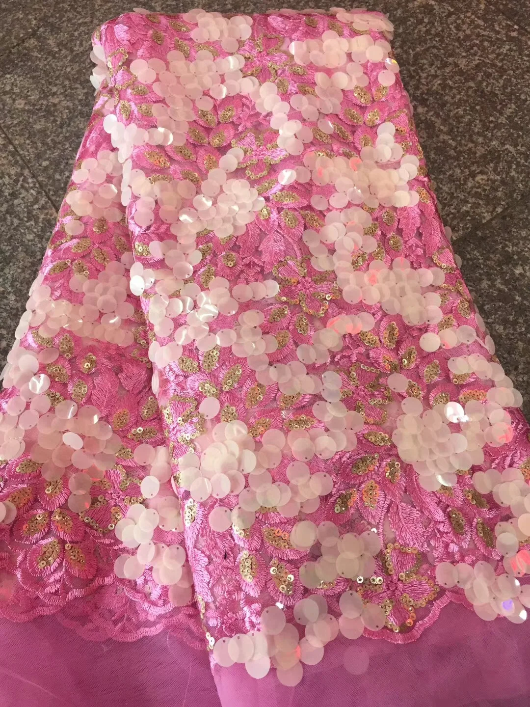 2018 High Quality African Lace Fabric Gold ,Blue French Net Embroidery Sequins Tulle Lace Fabric For Nigerian party Dress CD2109
2018 High Quality African Lace Fabric Gold ,Blue French Net Embroidery Sequins Tulle Lace Fabric For Nigerian party Dress CD2109