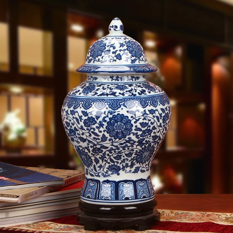 Jingdezhen ceramics Home Furnishing Decor ceramic vase with blue and white flowers in general antique vase
Jingdezhen ceramics Home Furnishing Decor ceramic vase with blue and white flowers in general antique vase