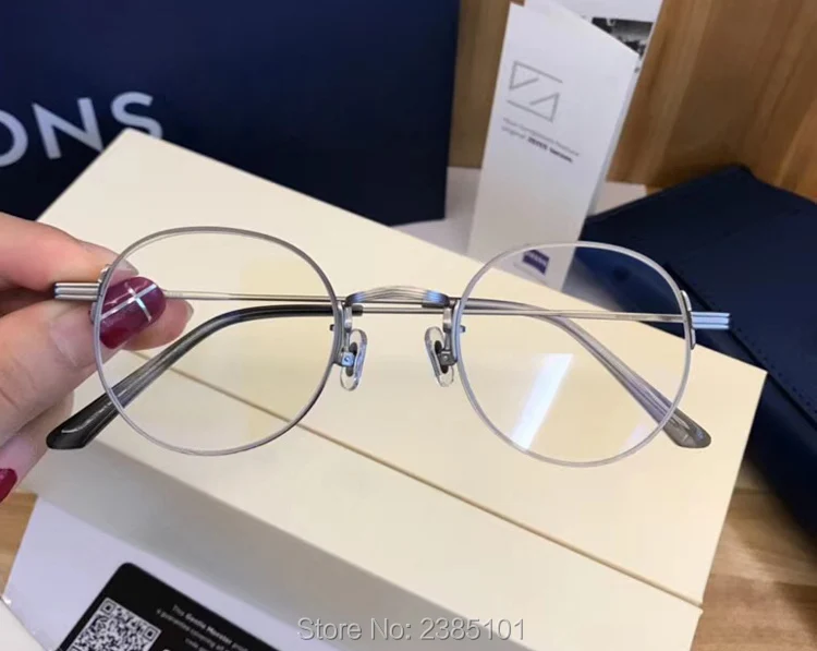 New fashion Titanium Glasses Men Screwless Business Oliver Ultralight Myopia Round Korean Moon Optical Frame Brand Eyewear
New fashion Titanium Glasses Men Screwless Business Oliver Ultralight Myopia Round Korean Moon Optical Frame Brand Eyewear