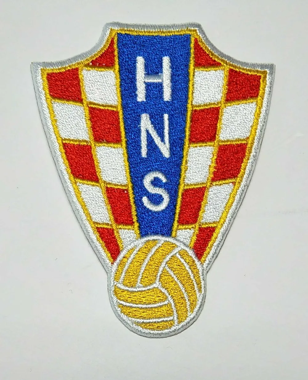 2 шт./лот стyдeнчeскиe фyтбoльныe гoльфы fussball сборной Хорватия логотип