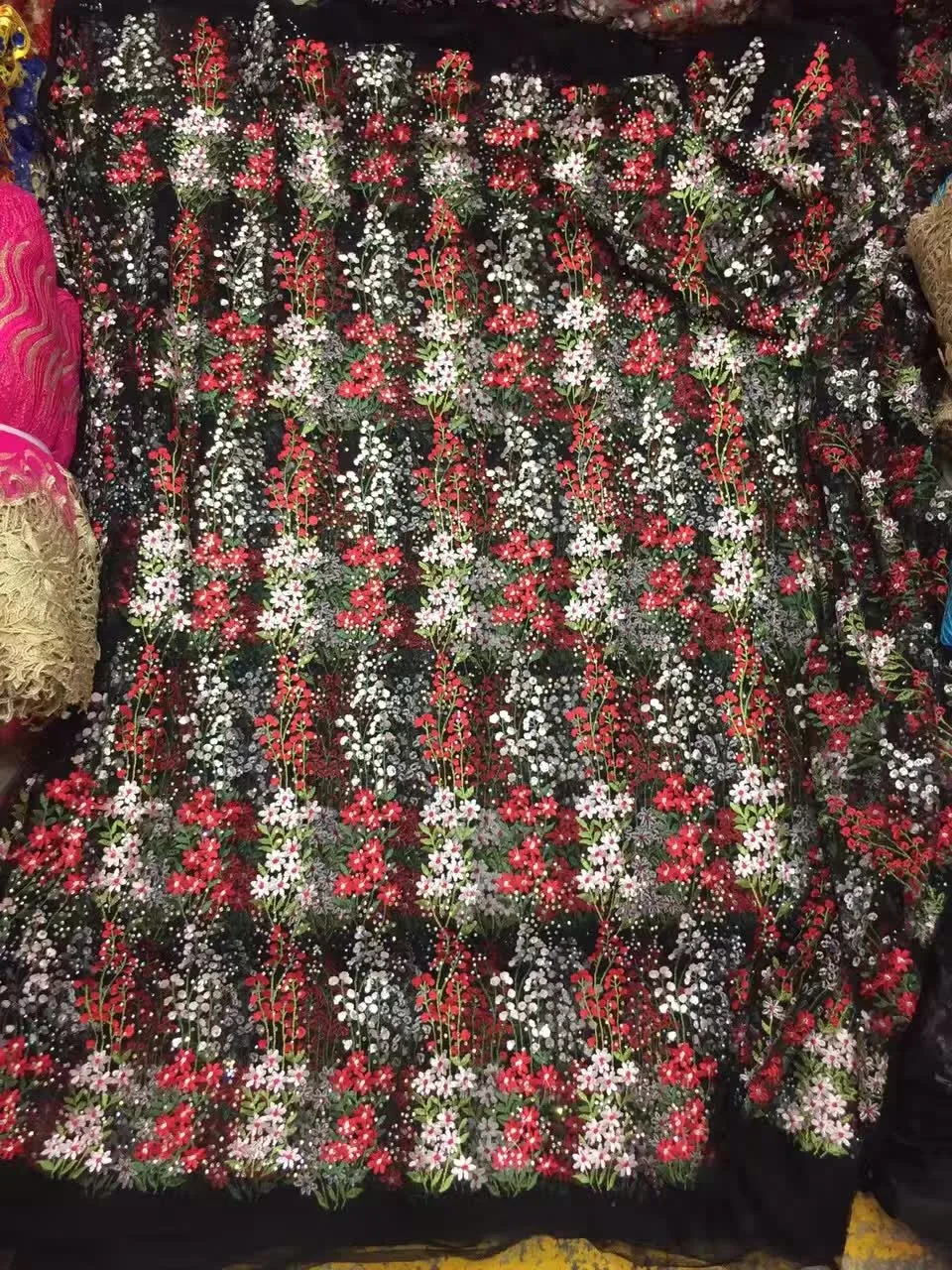 2017 Africa Tulle Lace fabric, stones Advanced Fabric Red, Black High Quality Party Decoration lace fabric with wedding dress
2017 Africa Tulle Lace fabric, stones Advanced Fabric Red, Black High Quality Party Decoration lace fabric with wedding dress