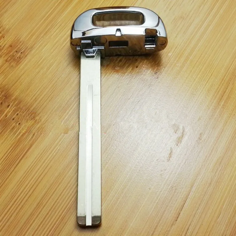 DAKATU новый запасной Uncut аварийная вставка маленькое лезвие для Kia Cadenza smart key Blade
DAKATU новый запасной Uncut аварийная вставка маленькое лезвие для Kia Cadenza smart key Blade