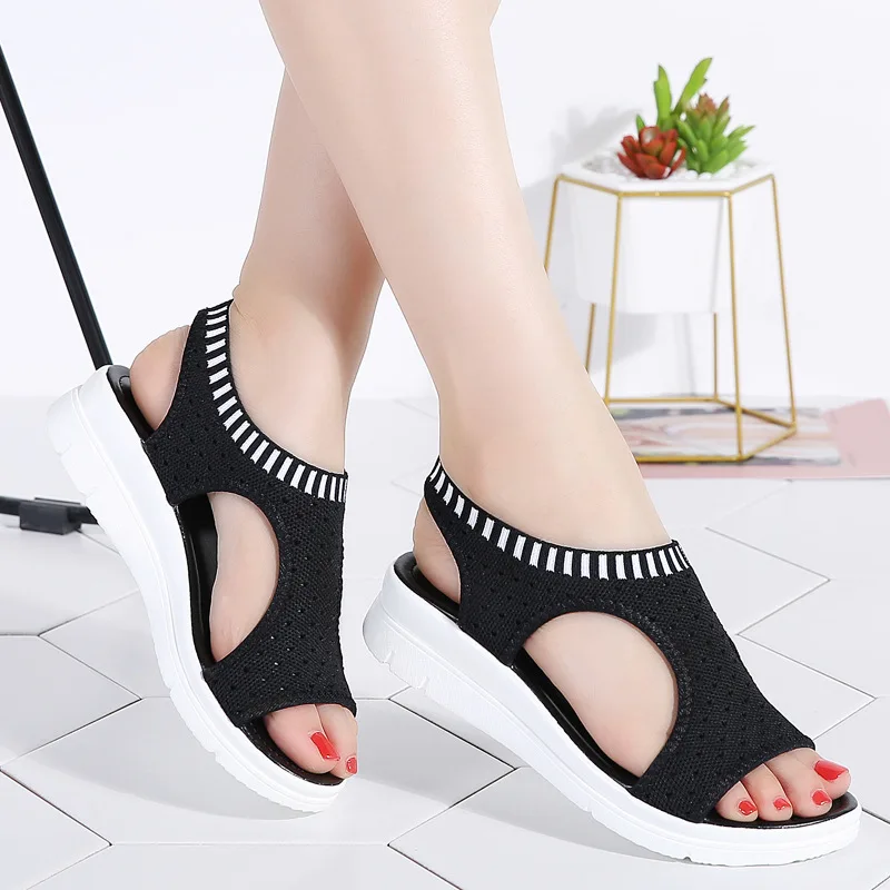 2018 summer new student fashion preparation female sandals thick bottom set foot shoes fashion running wild slippers
2018 summer new student fashion preparation female sandals thick bottom set foot shoes fashion running wild slippers