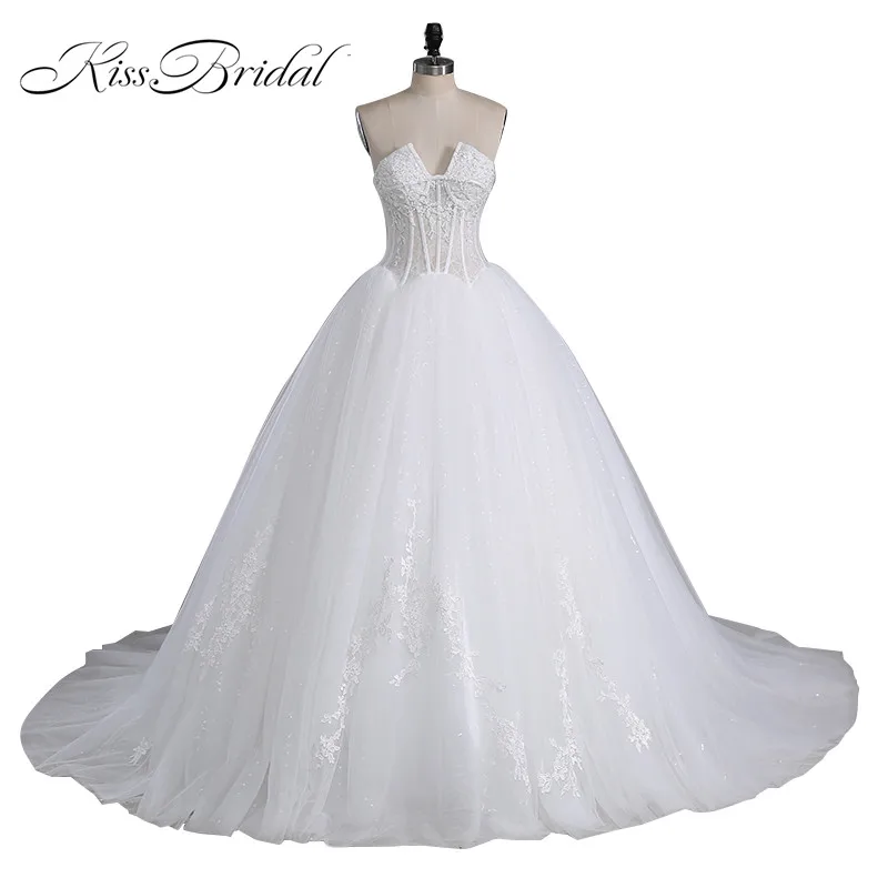 Robe De Mariage Ball Gown Wedding Dresses V-Neck Sleeveless Lace Up Back Sweep Train Bride Gowns With Lace Applique
Robe De Mariage Ball Gown Wedding Dresses V-Neck Sleeveless Lace Up Back Sweep Train Bride Gowns With Lace Applique