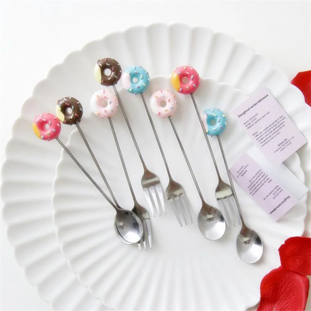 Mealivos 4pcs Cartoon Resin Donuts Tea Shaking Spoons Fruit Fork Exquisite Coffee Spoon Kitchen Tableware Kitchen Accessories
Mealivos 4pcs Cartoon Resin Donuts Tea Shaking Spoons Fruit Fork Exquisite Coffee Spoon Kitchen Tableware Kitchen Accessories