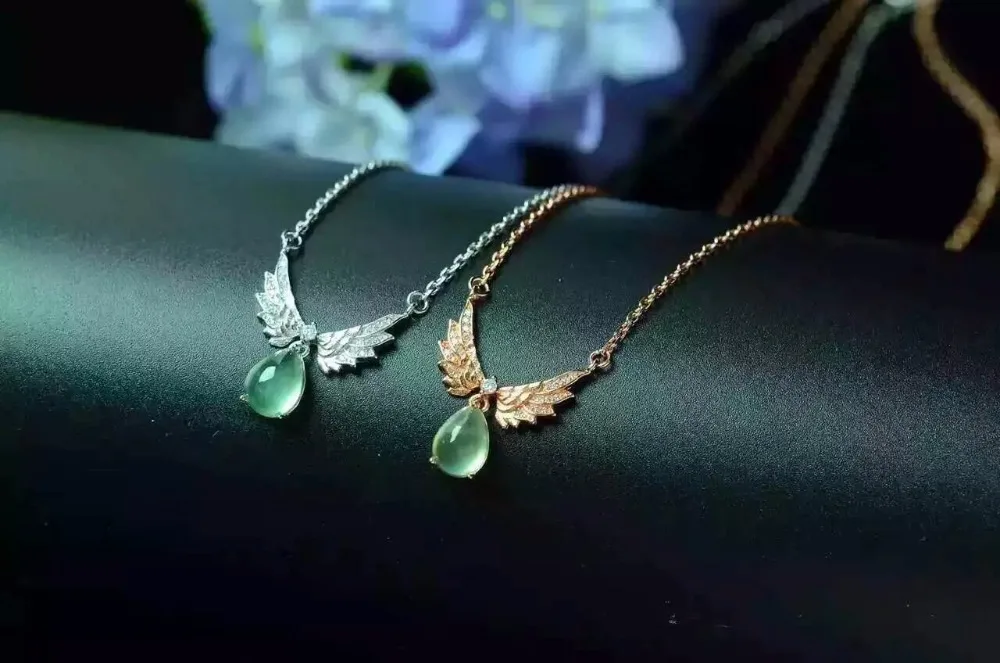 natural prehnite stone Necklace natural gemstone Pendant Necklace Girls Ladies Fashion elegant angel wings party fine Jewelry
natural prehnite stone Necklace natural gemstone Pendant Necklace Girls Ladies Fashion elegant angel wings party fine Jewelry