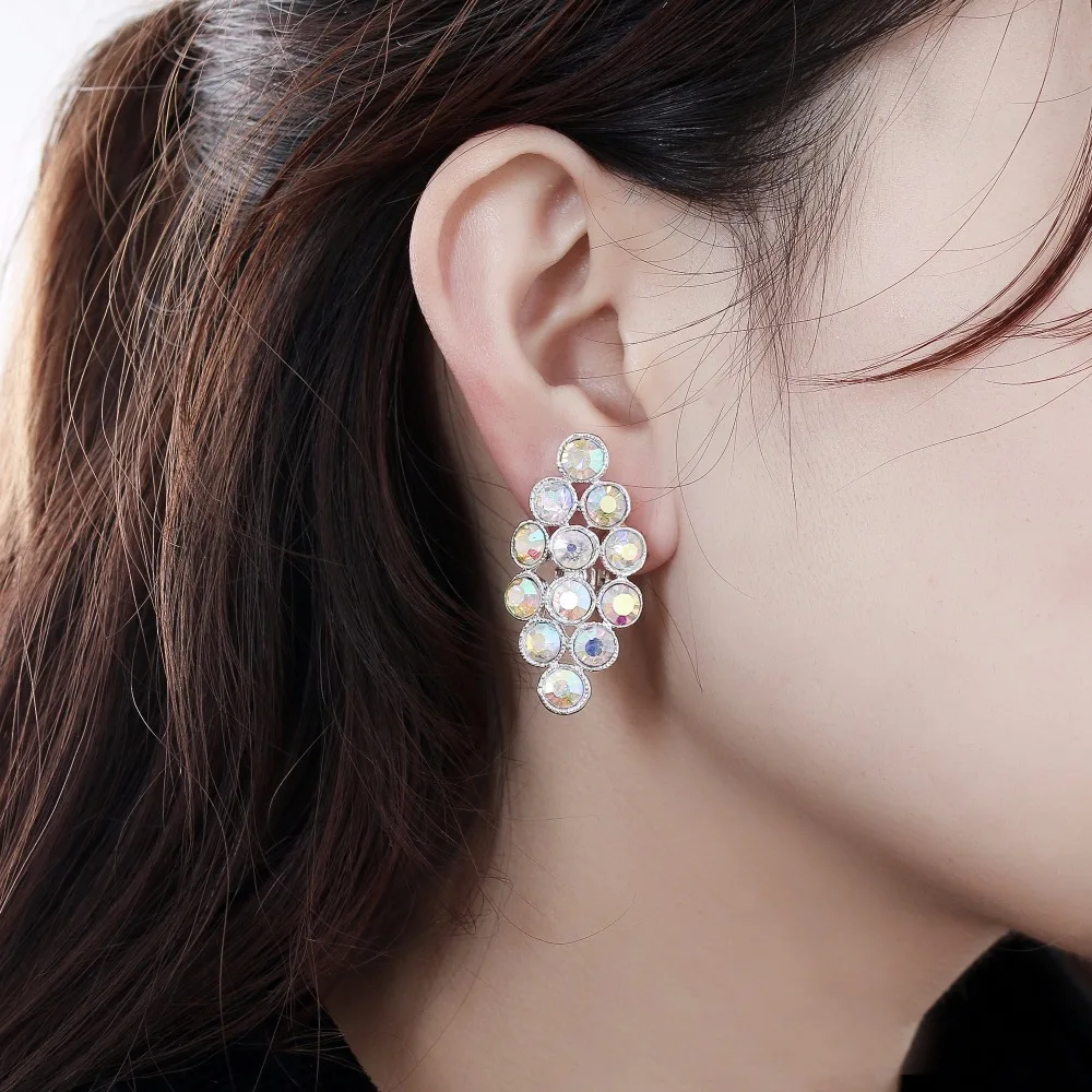 COWNINE New Luxury Pave Crystal Rhinestone Clip Earrings for Women Clip no pierced Clips Earrings Fashion Jewelry Earrings
COWNINE New Luxury Pave Crystal Rhinestone Clip Earrings for Women Clip no pierced Clips Earrings Fashion Jewelry Earrings