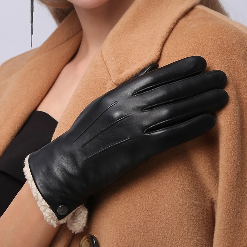 2018 New Winter Cashmere Leather Gloves Female Sheepskin Short Paragraph Plus Velvet Thick Warm Driving Leather Gloves NW181-5
2018 New Winter Cashmere Leather Gloves Female Sheepskin Short Paragraph Plus Velvet Thick Warm Driving Leather Gloves NW181-5