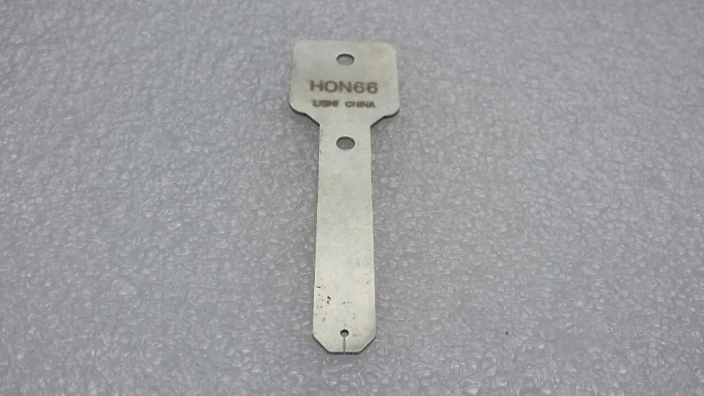 Оригинальный инструмент Master Key Hon66 Lishi 2 в 1 для ремонта автомобильных ключей
Оригинальный инструмент Master Key Hon66 Lishi 2 в 1 для ремонта автомобильных ключей