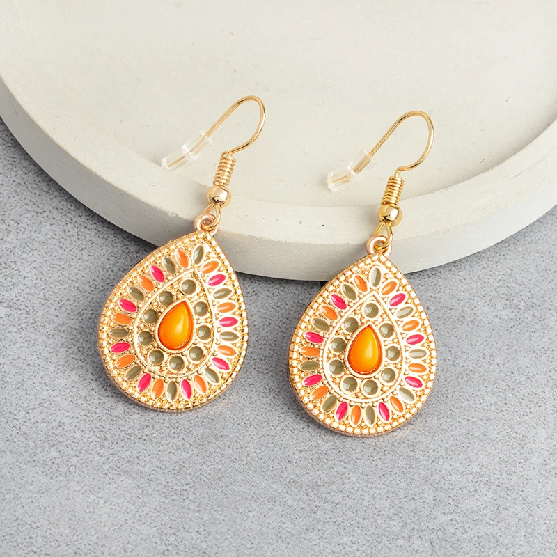 ethnic Earring Vintage indian Colorful mosaic drop hanging for Women accessories 2019 Wedding Party dangle Earrings Jewelry
ethnic Earring Vintage indian Colorful mosaic drop hanging for Women accessories 2019 Wedding Party dangle Earrings Jewelry