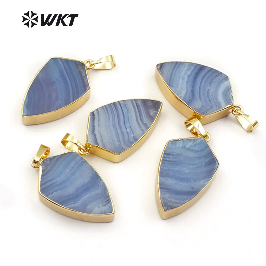 WT-P1413 WKT wholesale 10pcs/lot natural stone pendant with gold metal plated shield shape blue color flat pendant for girl gift
WT-P1413 WKT wholesale 10pcs/lot natural stone pendant with gold metal plated shield shape blue color flat pendant for girl gift