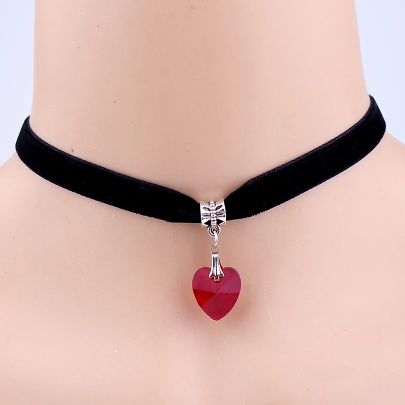 Fashion Tiny Crystal Heart Pendant Necklaces For Women Girls Bohemian Black Ribbon Velvet Choker Female Collar Jewelry Gift
Fashion Tiny Crystal Heart Pendant Necklaces For Women Girls Bohemian Black Ribbon Velvet Choker Female Collar Jewelry Gift