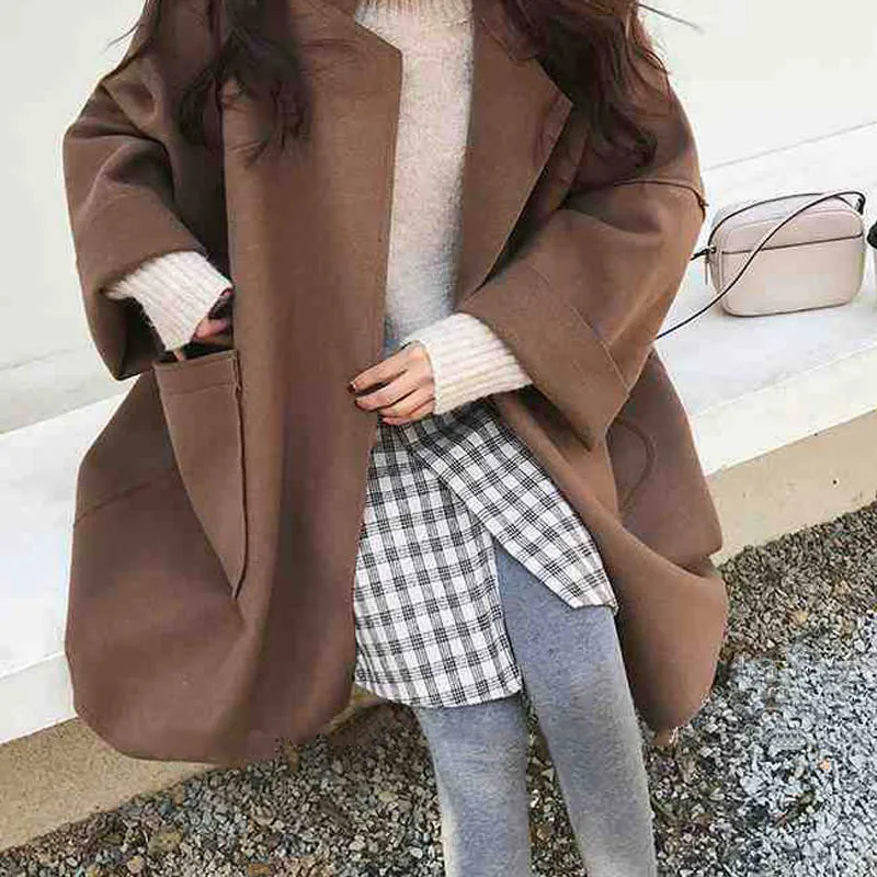 NORMOV 2019 Casual Women Spring Autumn Clothes Woolen Cloak Jacket Wool & Blends Solid Color Batwing Sleeve V-Neck Coat
NORMOV 2019 Casual Women Spring Autumn Clothes Woolen Cloak Jacket Wool & Blends Solid Color Batwing Sleeve V-Neck Coat