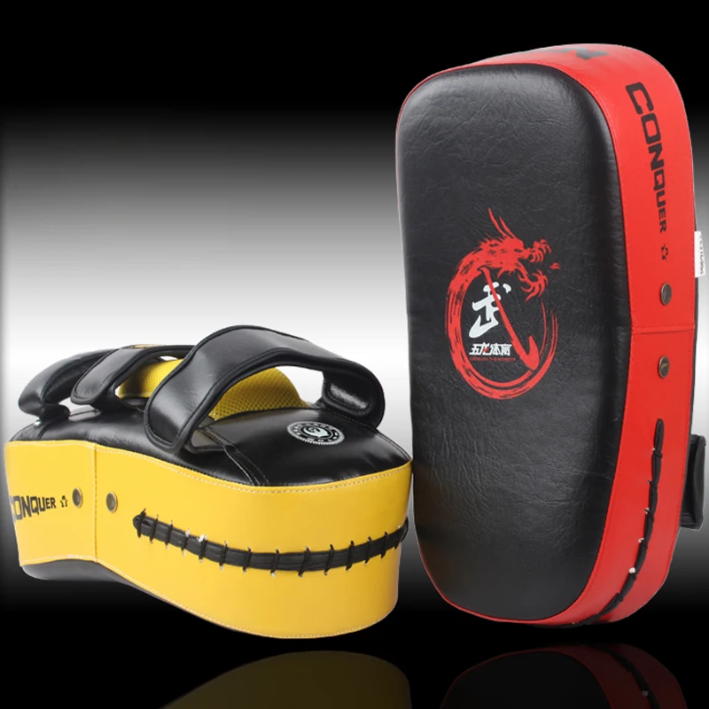 Muay Thai Kick Boxing Strike Curve Pads Punch MMA Focus Target Pad Boxeo 3 Color Optional
Muay Thai Kick Boxing Strike Curve Pads Punch MMA Focus Target Pad Boxeo 3 Color Optional