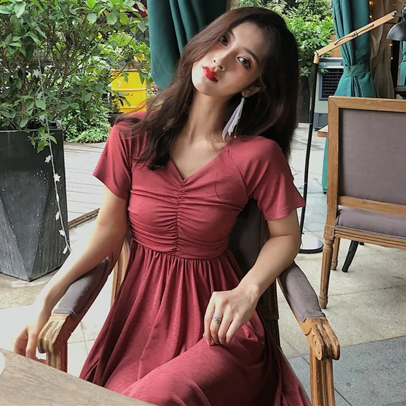 Summer New Temperament Was Thin V-neck Fold High Waist Long Section Chic Solid Color A-line Dress for Women Tide
Summer New Temperament Was Thin V-neck Fold High Waist Long Section Chic Solid Color A-line Dress for Women Tide