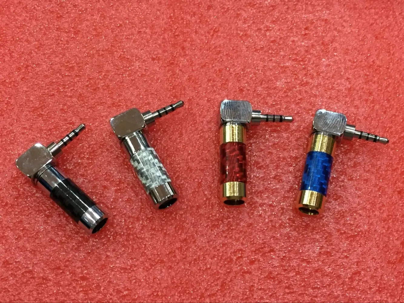Free Shipping 8Pcs Carbon Fiber Copper Rhodium Plated 2.5mm 4Pole 90 Degree L shape Repair Headphone Jack Plug Cable Solder
Free Shipping 8Pcs Carbon Fiber Copper Rhodium Plated 2.5mm 4Pole 90 Degree L shape Repair Headphone Jack Plug Cable Solder