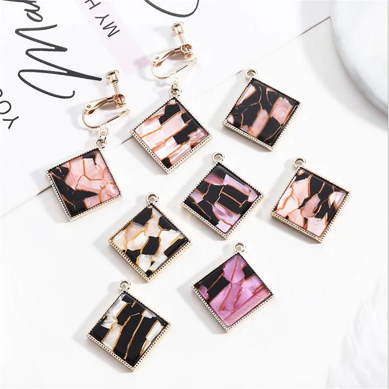 20pcs/lot new creative resin square charms geometric connectors for diy fashion earrings hanging pendant jewelry accessories
20pcs/lot new creative resin square charms geometric connectors for diy fashion earrings hanging pendant jewelry accessories
