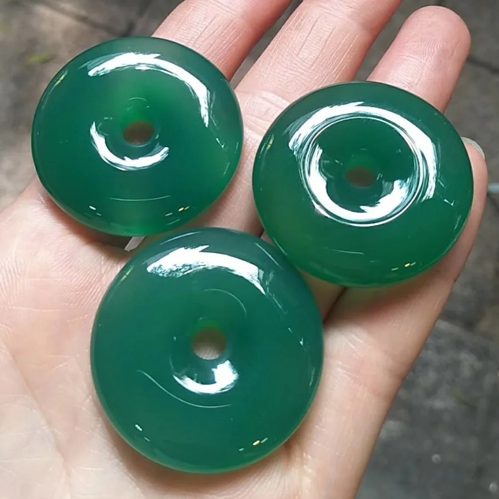 donut shape green Chalcedonys stone beads natural stone beads DIY loose beads for pendant making wholesale !
donut shape green Chalcedonys stone beads natural stone beads DIY loose beads for pendant making wholesale !