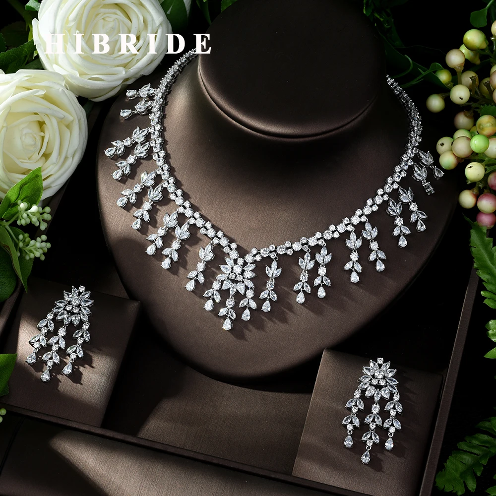 HIBRIDE Luxury Women Jewelry Elegant Shape Bridal CZ Necklace Earring 2pcs Big Wedding Jewelry Sets for Bridal N-989
HIBRIDE Luxury Women Jewelry Elegant Shape Bridal CZ Necklace Earring 2pcs Big Wedding Jewelry Sets for Bridal N-989