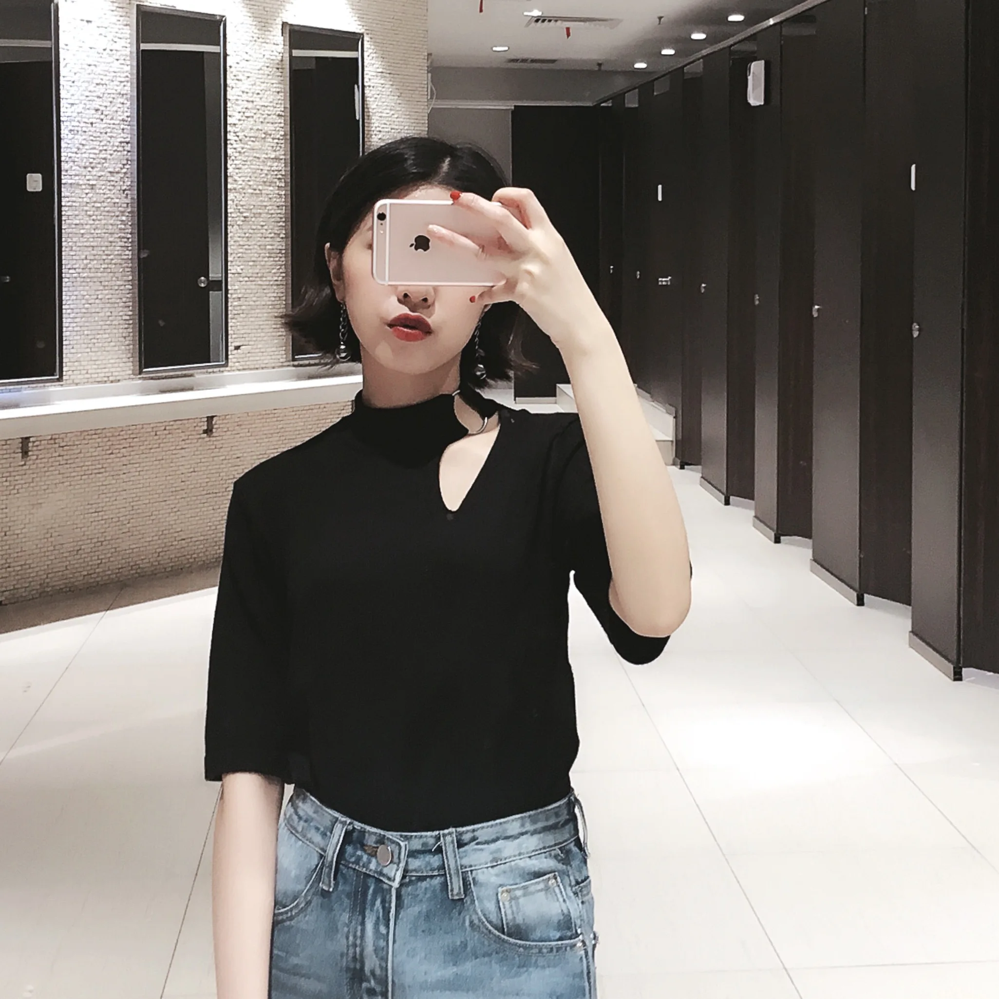 YouGeMan Woman Shirt Top 2019 Spring Summer Korean Style Ulzzang Harajuku Rings Short Sleeve T-shirt Women Hollow Out T-shirts
YouGeMan Woman Shirt Top 2019 Spring Summer Korean Style Ulzzang Harajuku Rings Short Sleeve T-shirt Women Hollow Out T-shirts