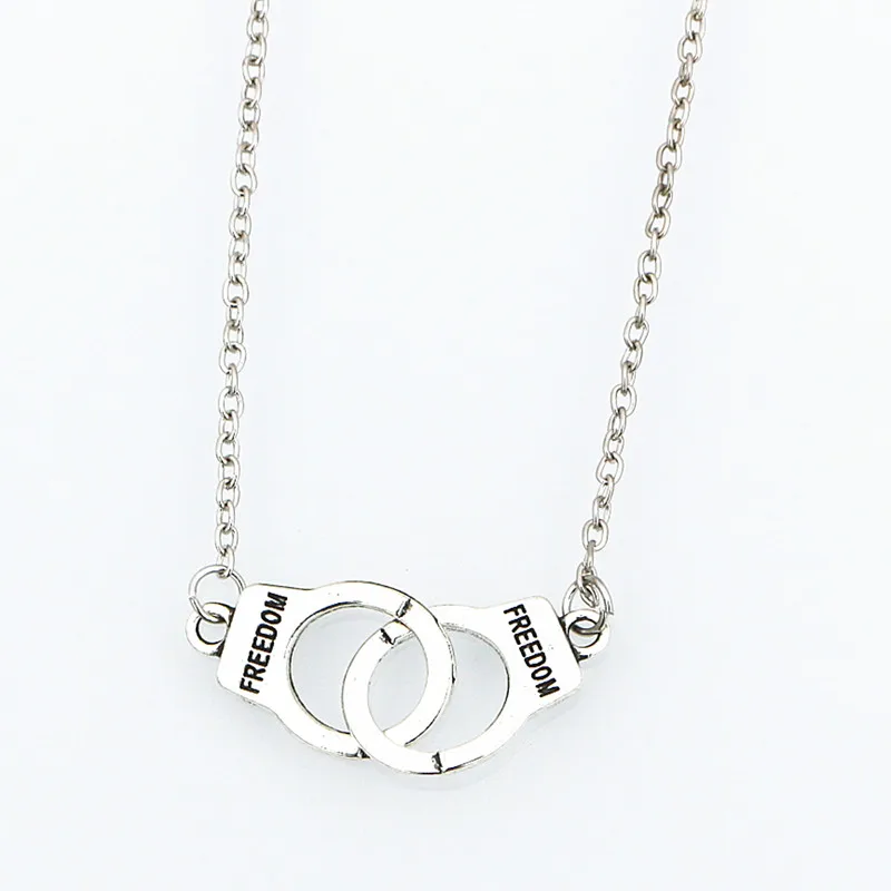 New Handcuff Pendant Necklace For Women Men Steampunk Fashion Jewelry Lover's Collares Valentine's Day Gift 8ND334
New Handcuff Pendant Necklace For Women Men Steampunk Fashion Jewelry Lover's Collares Valentine's Day Gift 8ND334