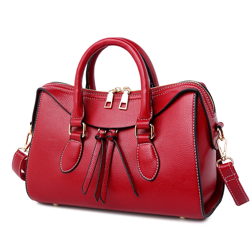 Pillow bag Europe and the United States fashion handbag 2020 autumn and winter new tide Jaguar motorcycle bag simple casual
Pillow bag Europe and the United States fashion handbag 2020 autumn and winter new tide Jaguar motorcycle bag simple casual