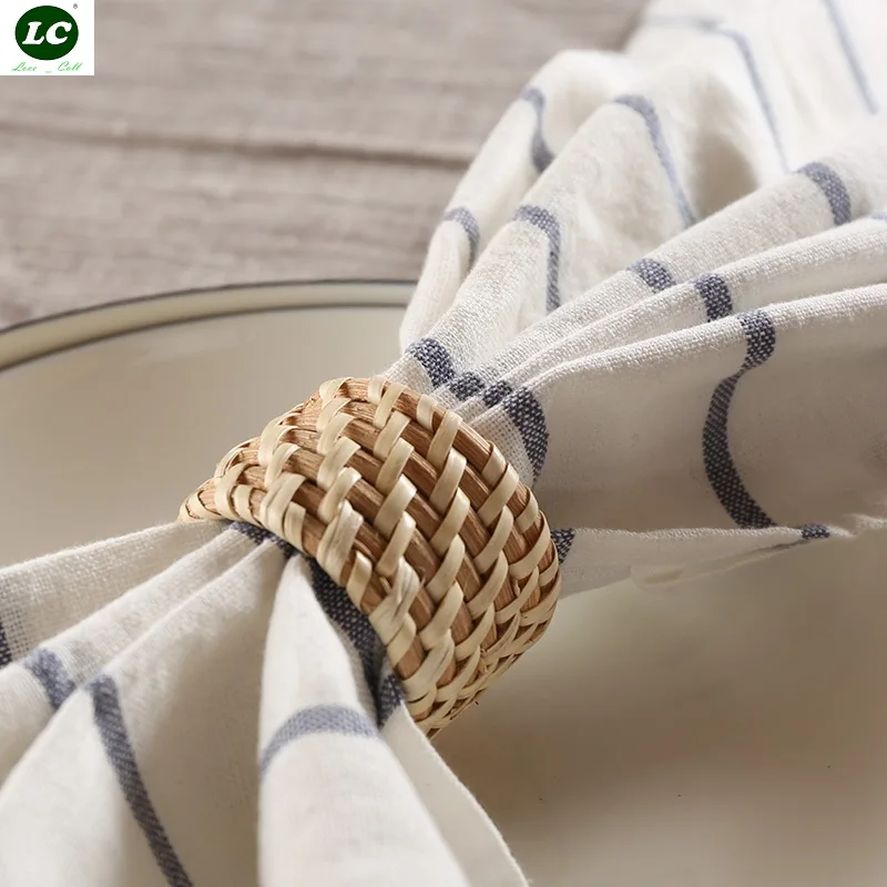 Napkin Ring Simple Creative Rattan Napkin Ring Decorative Mouth Cloth Ring Square Towel Napkin button Food Special Buckle
Napkin Ring Simple Creative Rattan Napkin Ring Decorative Mouth Cloth Ring Square Towel Napkin button Food Special Buckle
