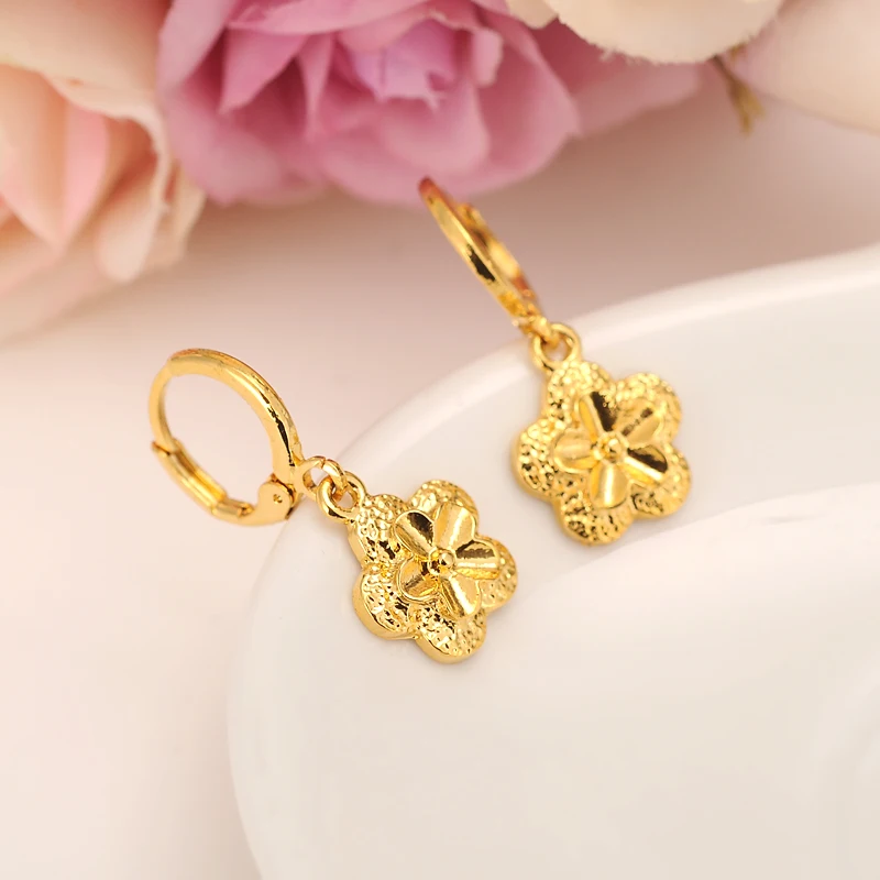 Earrings For Women Fashion Jewelry Gold Color african Arab Earrings Body Jewelry Flower Pendant as women girls kids Gift
Earrings For Women Fashion Jewelry Gold Color african Arab Earrings Body Jewelry Flower Pendant as women girls kids Gift