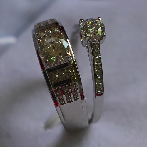 Solid 18K 750 White Gold Love Forever Memorable Total 1.3Ct Diamond Ring G18K Lovers Au750 Gold Jewelry Promise Ring
Solid 18K 750 White Gold Love Forever Memorable Total 1.3Ct Diamond Ring G18K Lovers Au750 Gold Jewelry Promise Ring