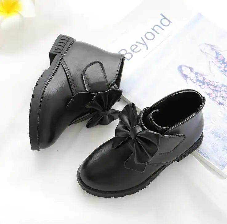 2020 New Bow Girls Short Boots Spring Autumn Children's Ankle Boots Non-slip Fashion Baby Princess Martin Boots Kids Sneakers
2020 New Bow Girls Short Boots Spring Autumn Children's Ankle Boots Non-slip Fashion Baby Princess Martin Boots Kids Sneakers