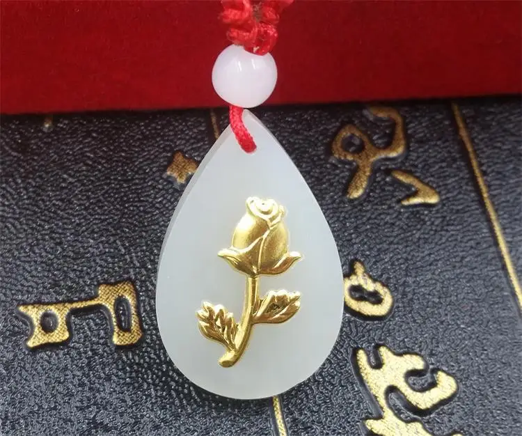 High-quality natural hetian jade gold love rose pendant necklace jewelry gifts for men and women
High-quality natural hetian jade gold love rose pendant necklace jewelry gifts for men and women