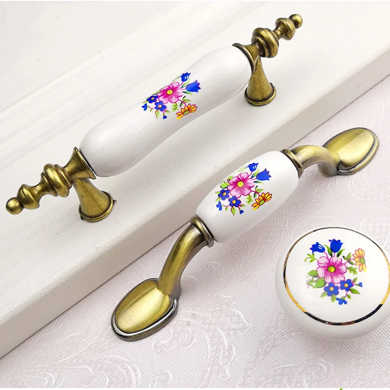 European-style green ceramic handles pastoral wardrobe door kitchen door handle hardware antique furniture drawer handle
European-style green ceramic handles pastoral wardrobe door kitchen door handle hardware antique furniture drawer handle