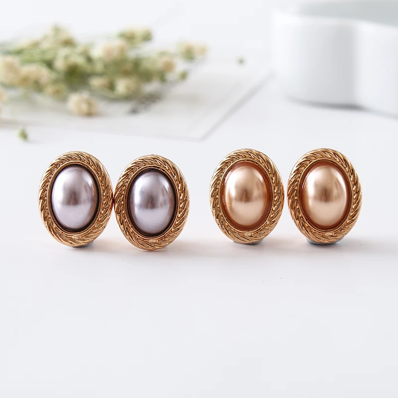 Sweet temperament woman contracted pearl ear clip geometry web celebrity electroplating golden clip earrings alloy jewelry
Sweet temperament woman contracted pearl ear clip geometry web celebrity electroplating golden clip earrings alloy jewelry