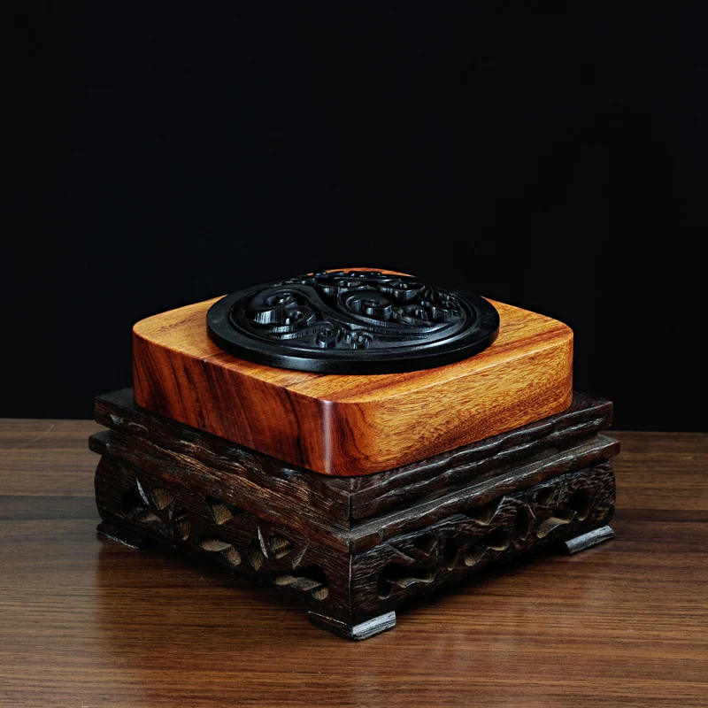 Wood carving censer Tan incense coil, ebony clouds openwork incense heavy oil burner sale
Wood carving censer Tan incense coil, ebony clouds openwork incense heavy oil burner sale