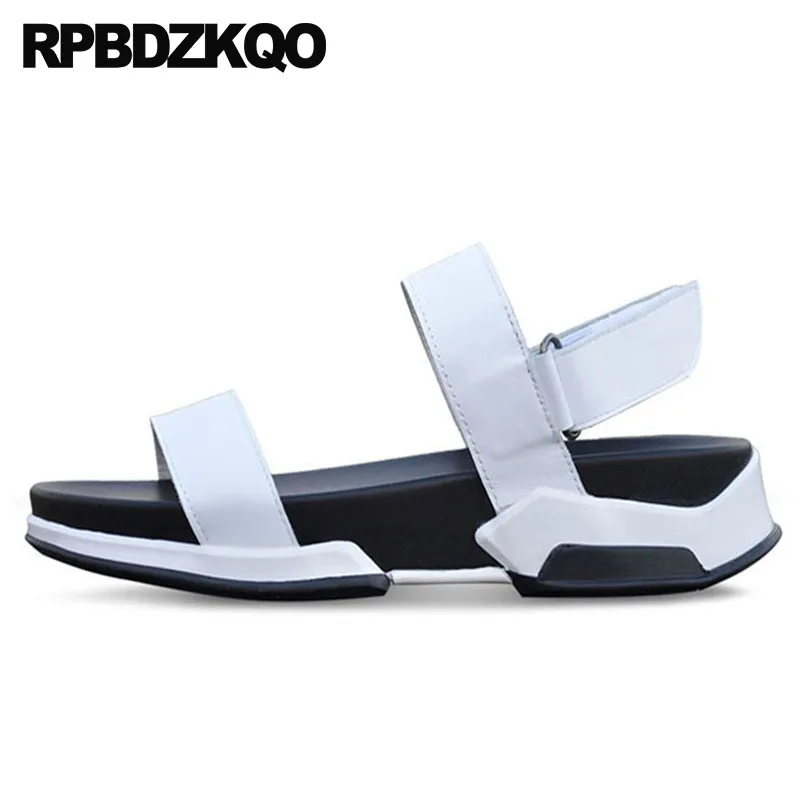 Fashion Size 45 Designer Native Genuine Leather Large High Quality Casual Big Shoes Men Gladiator Sandals Summer Roman Italian
Fashion Size 45 Designer Native Genuine Leather Large High Quality Casual Big Shoes Men Gladiator Sandals Summer Roman Italian