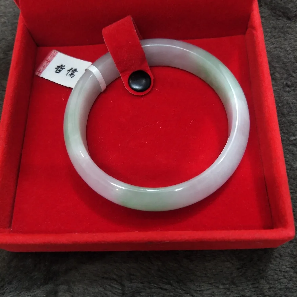 Zheru Jewelry Natural Jadeite Bracelet Natural Pale Green + Violet 54-62mm Bracelet Send A Certificate
Zheru Jewelry Natural Jadeite Bracelet Natural Pale Green + Violet 54-62mm Bracelet Send A Certificate