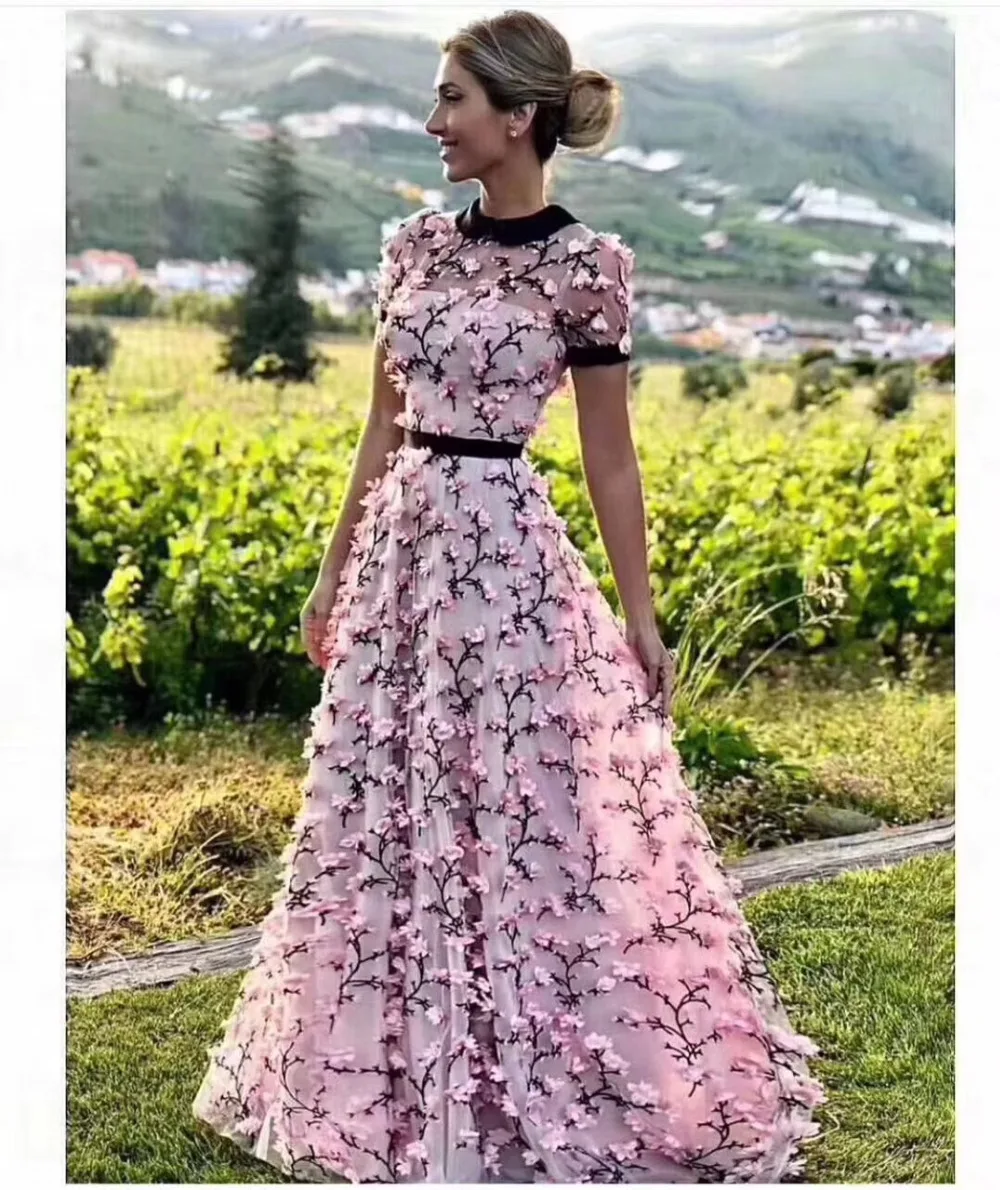 Christmas dress Free shipping New pattern 5yards ax063# Black and pink mesh lace fabric for bridal wedding dress/sawing
Christmas dress Free shipping New pattern 5yards ax063# Black and pink mesh lace fabric for bridal wedding dress/sawing