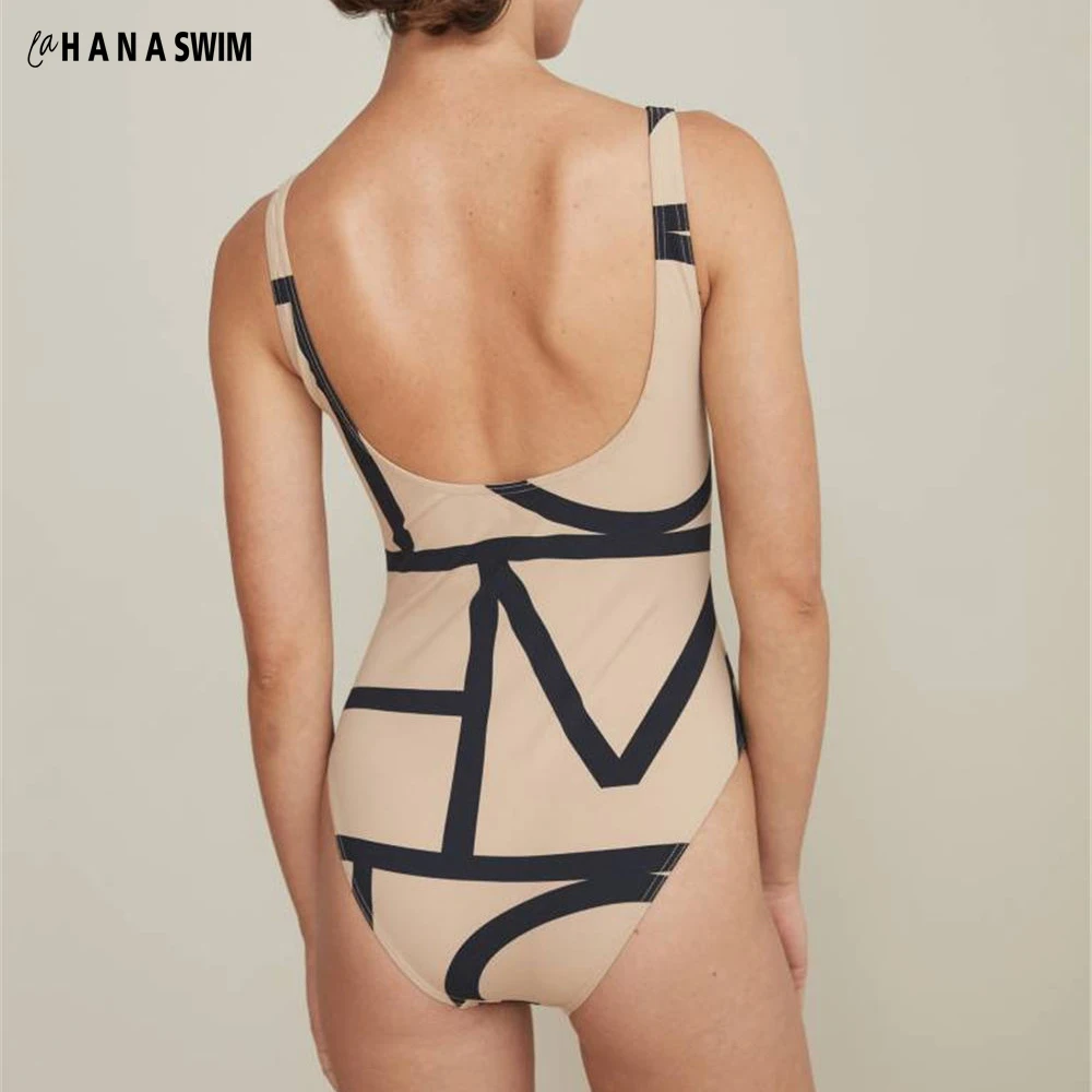 2019 Summer Vintage Geometric Printing One-Piece Swim Suit Women Feminino Bathing Suit New Holiday Beach One Piece Swimsuit Lady
2019 Summer Vintage Geometric Printing One-Piece Swim Suit Women Feminino Bathing Suit New Holiday Beach One Piece Swimsuit Lady